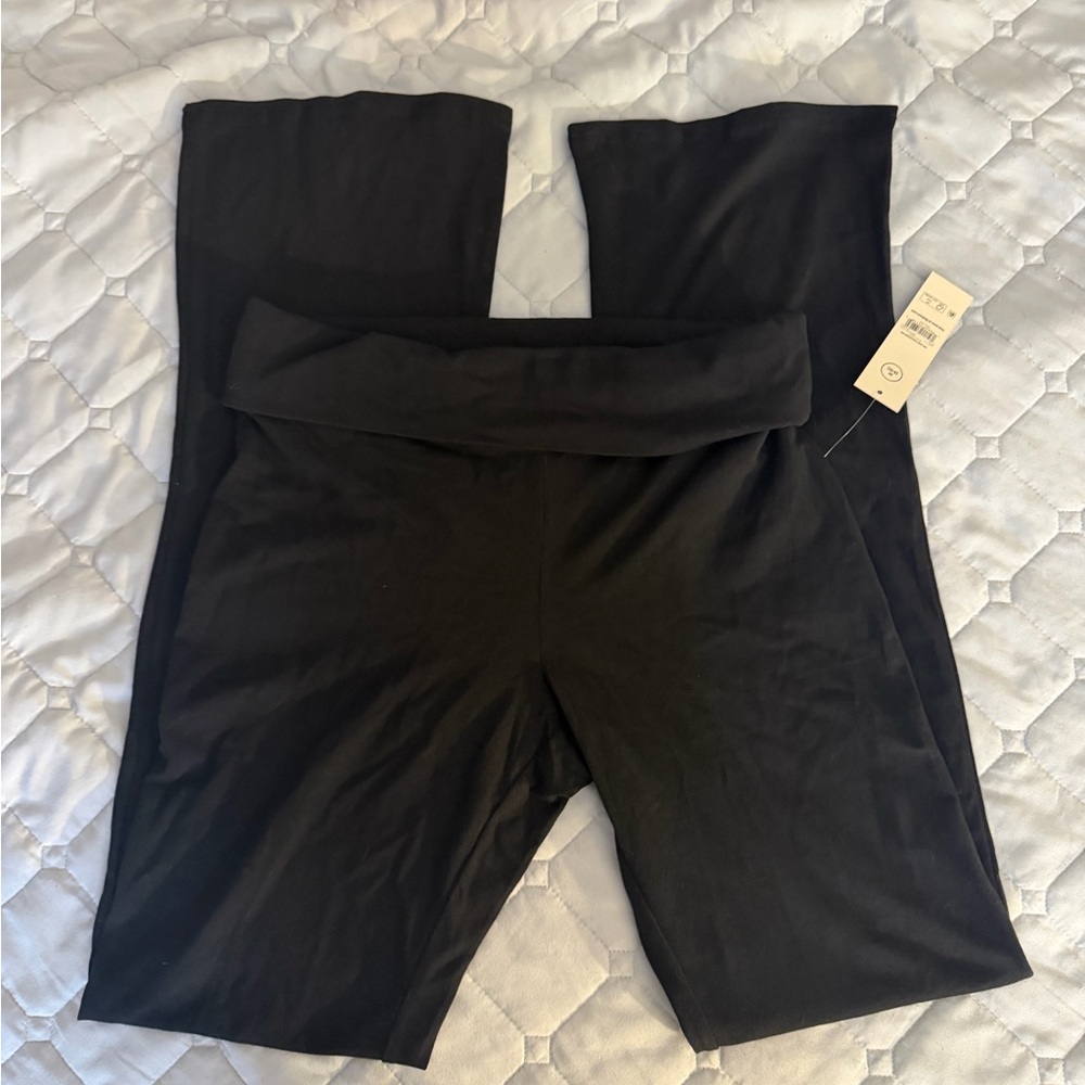 Black Fold-Over flare leggings